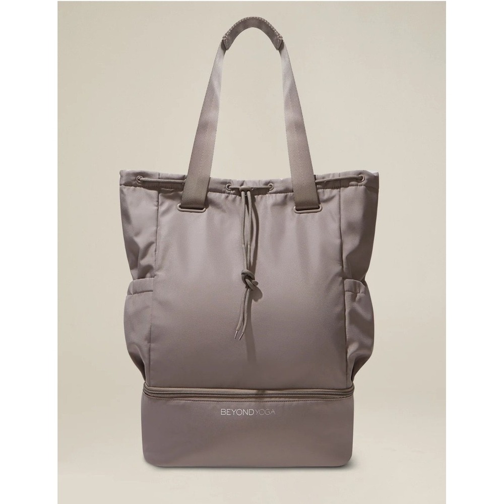 Beyond Yoga Go-To Convertible Tote Backpack Gym Bag NWT